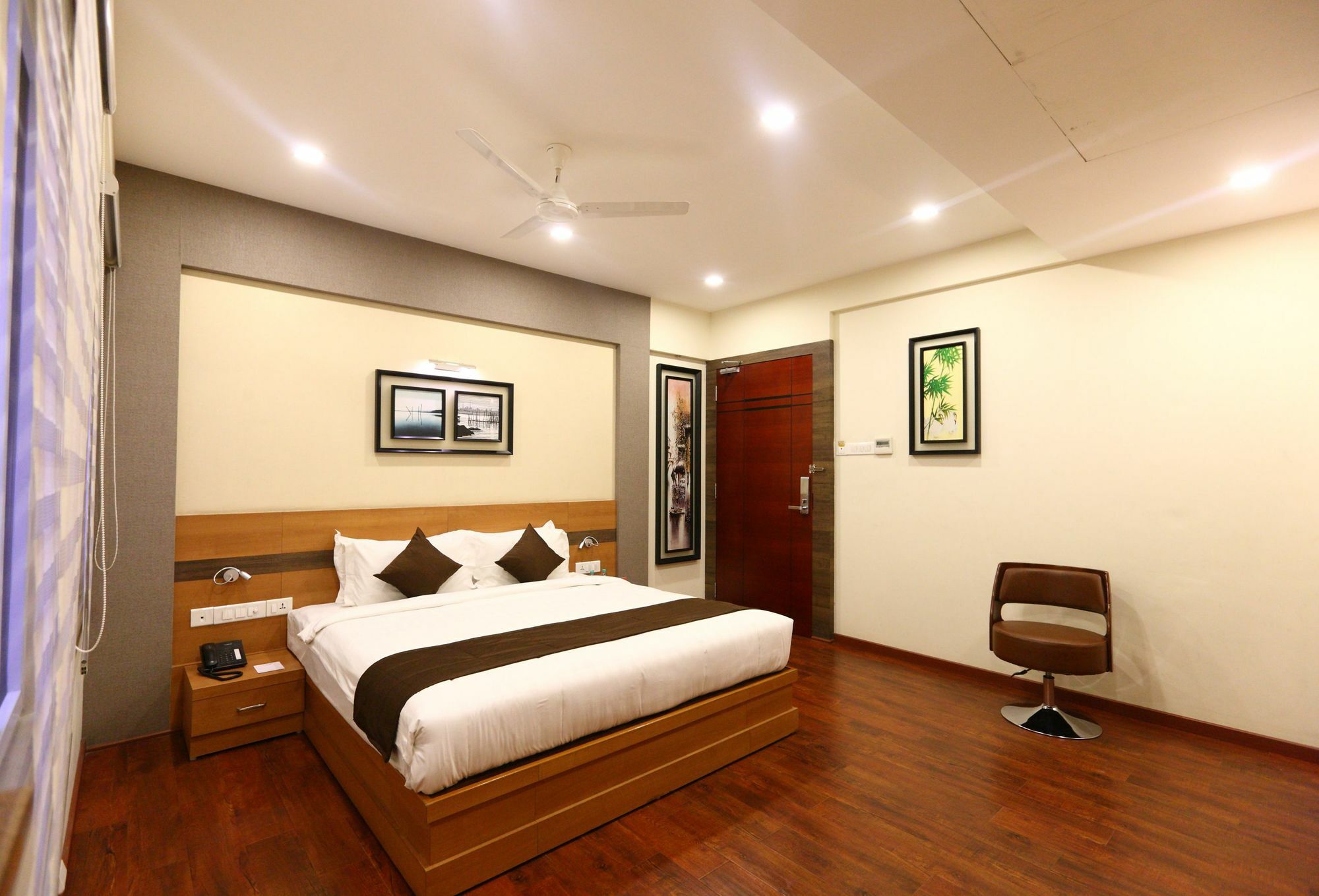 Fabhotel Prime Adore Residency Chennai Esterno foto