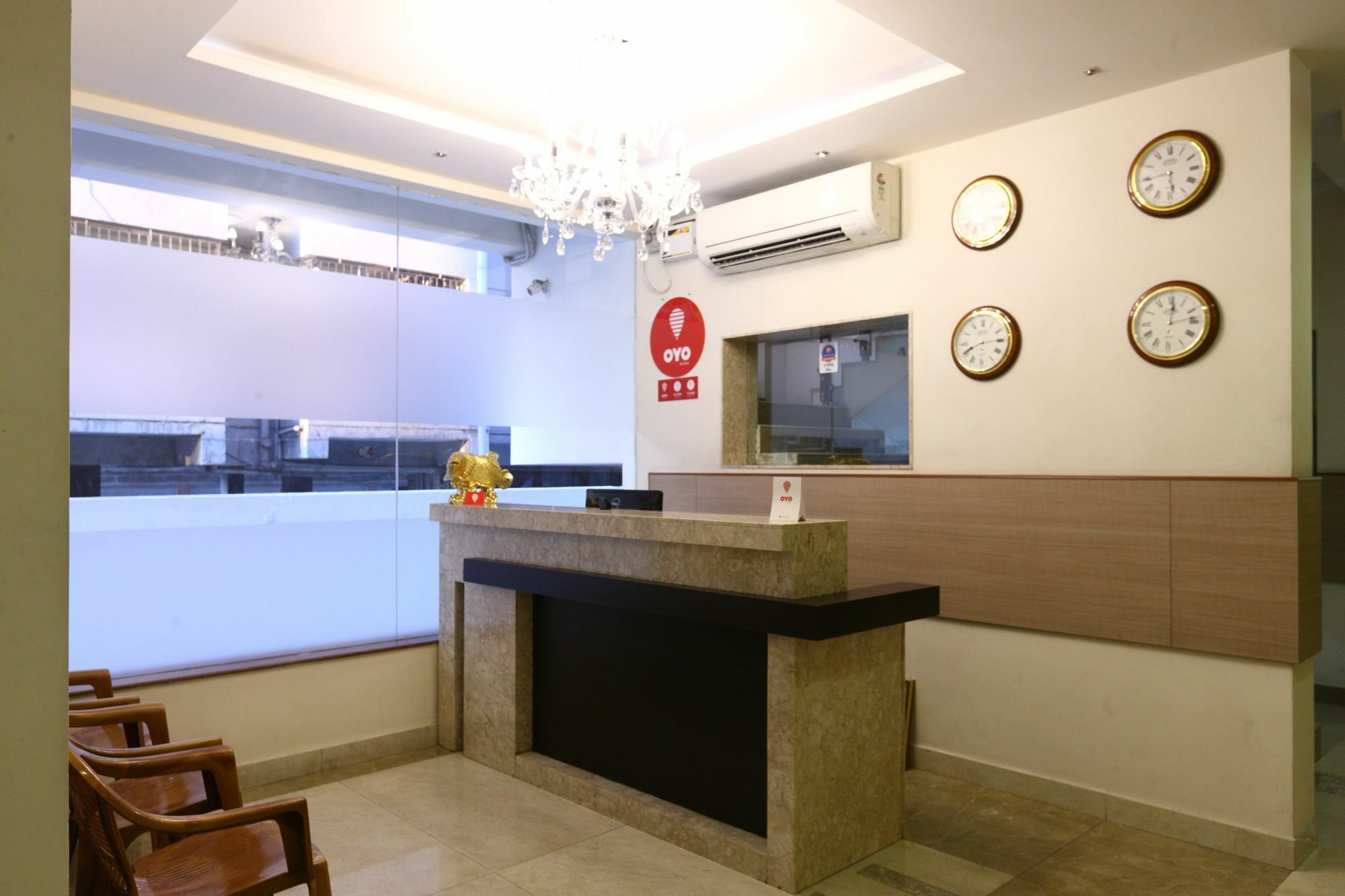 Fabhotel Prime Adore Residency Chennai Esterno foto